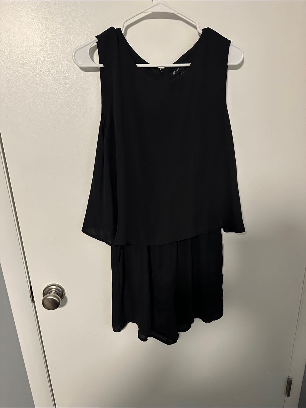 Black Sleeveless Layered Shift romper - Brand: